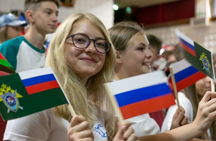 Дети России и Беларуси научатся раскрывать преступления в «Орлёнке»