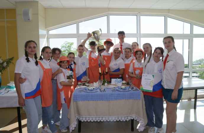 В «Орлёнке» на фестивале «Национальная кухня России» оценивали блюда из рыбы