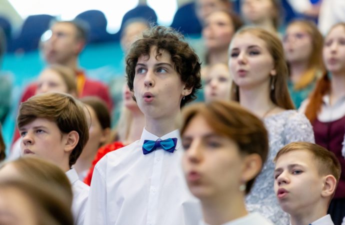 Финалисты Всероссийского конкурса хоровых и вокальных коллективов страны приедут весной в «Орлёнок»